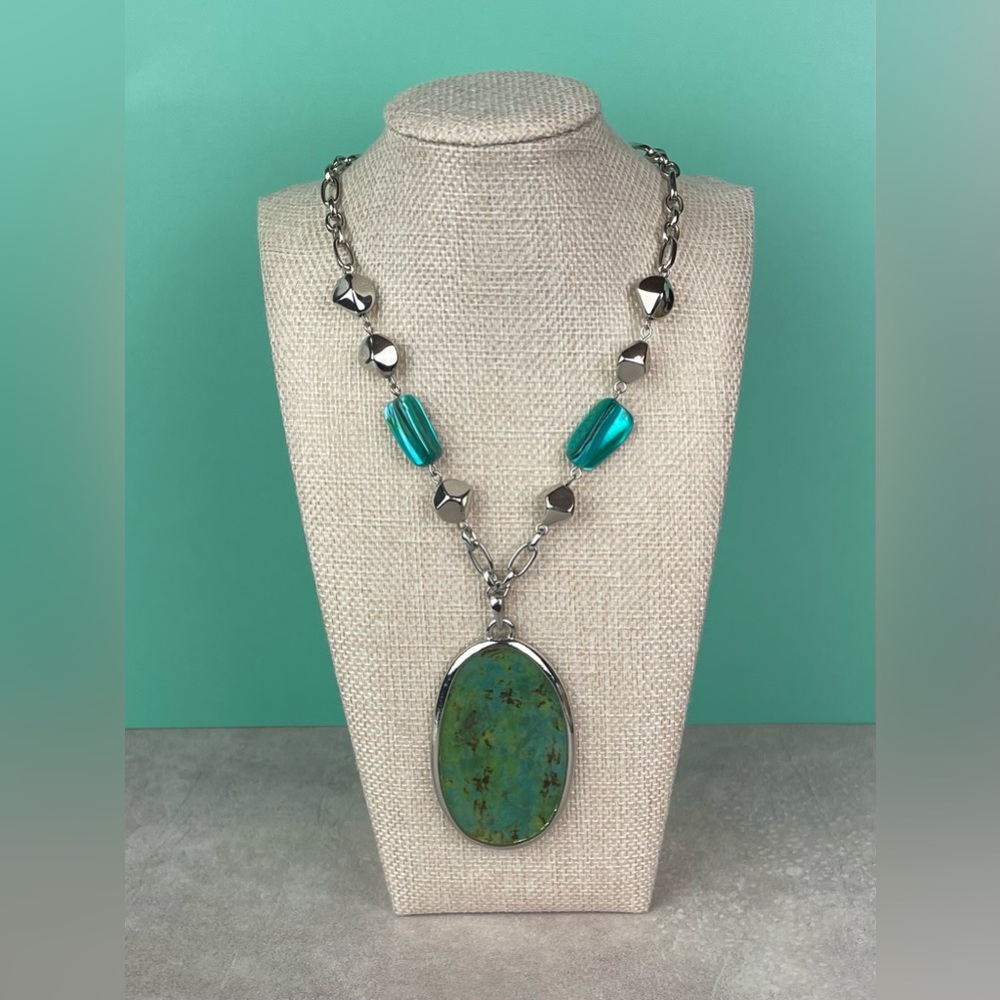 Chico’s Silver Tone Oval Faux Turquoise Statement Necklace